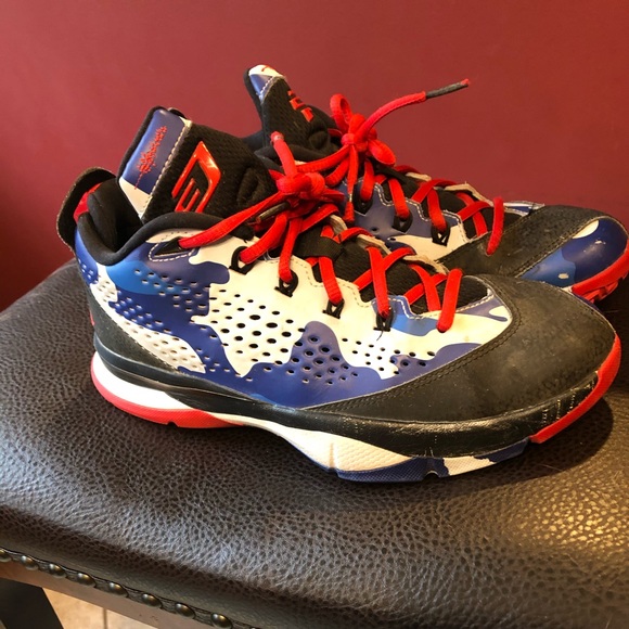 chris paul basketball shoes